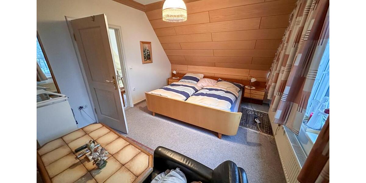 Villa Tülau - 11 Zimmer, 434 m&sup2;, 2.000&euro; | Angebot:22250385