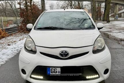 Toyota Aygo (X) 267.000 km 2.999 &euro; Kelsterbach 65451