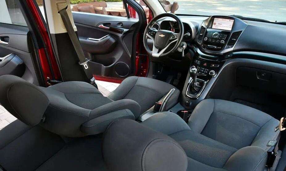 Chevrolet Orlando 83.000 km 6.800 € Hamburg 21129