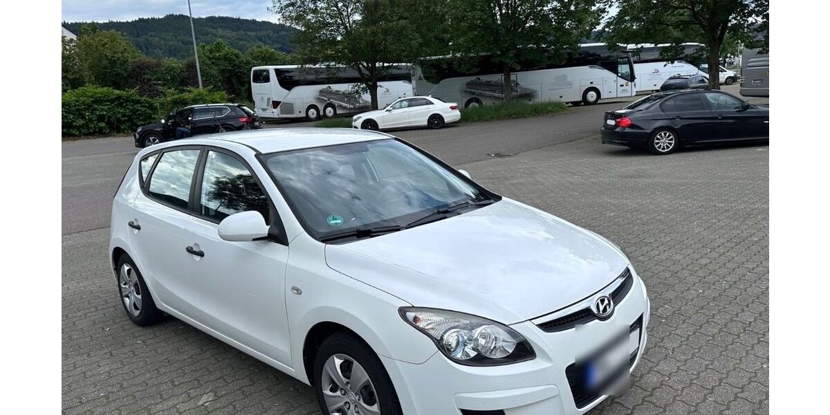 Hyundai i30 153.000 km 3.999 &euro; Trier 54295