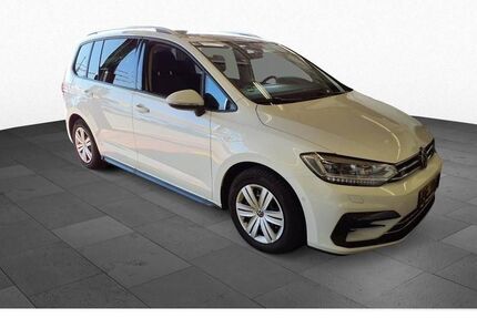 VW Touran 16.200 km 34.440 € Roth 91154