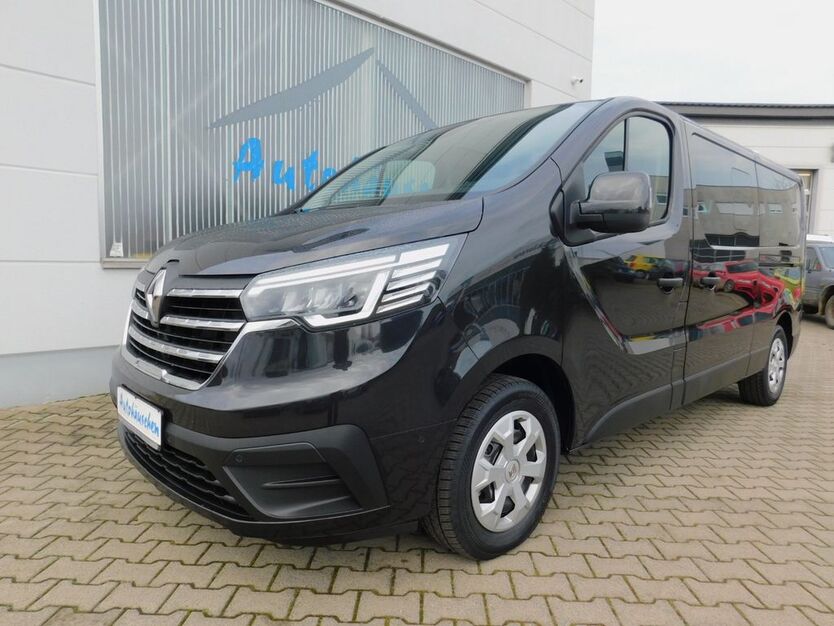 Renault Trafic 17.500 km 33.999 € Harzgerode 06493