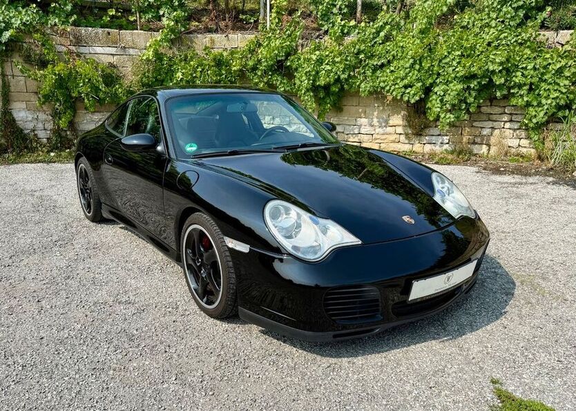 996