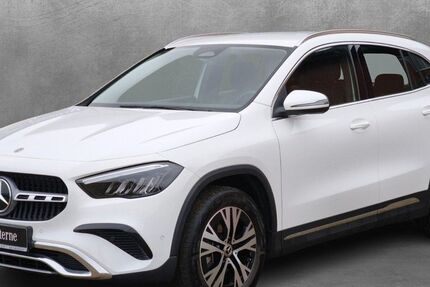 Mercedes-Benz GLA 180 14.500 km 32.380 &euro; Stavenhagen 17153