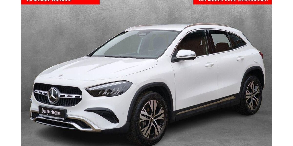 Mercedes-Benz GLA 180 14.500 km 33.190 &euro; Stavenhagen 17153