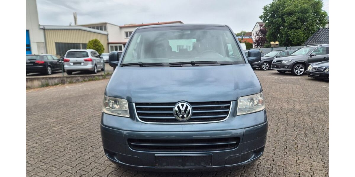 VW T5 Transporter 284.000 km 7.900 &euro; Erbach 89155