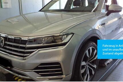 VW Touareg 73.503 km 48.330 &euro; Stuttgart-Wangen 70188