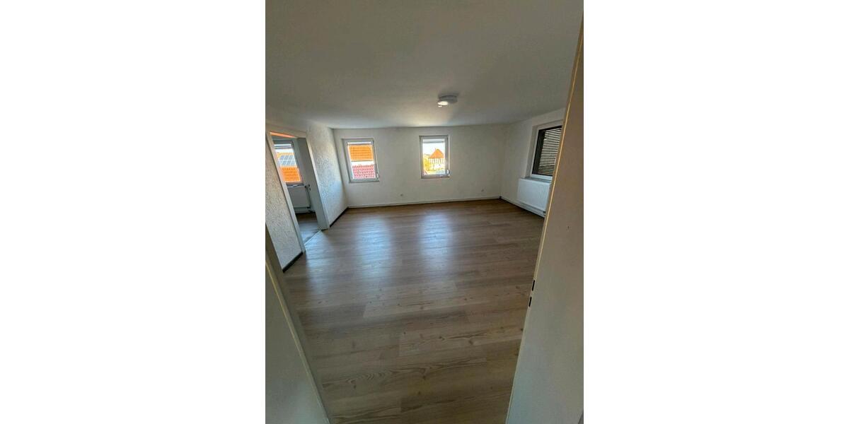 Einfamilienhaus Sugenheim Deutenheim - 7 Zimmer, 165 m&sup2;, 1.300&euro; | Angebot:26102321