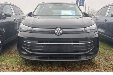 VW Tiguan 1.500 km 36.490 € Heide 25746