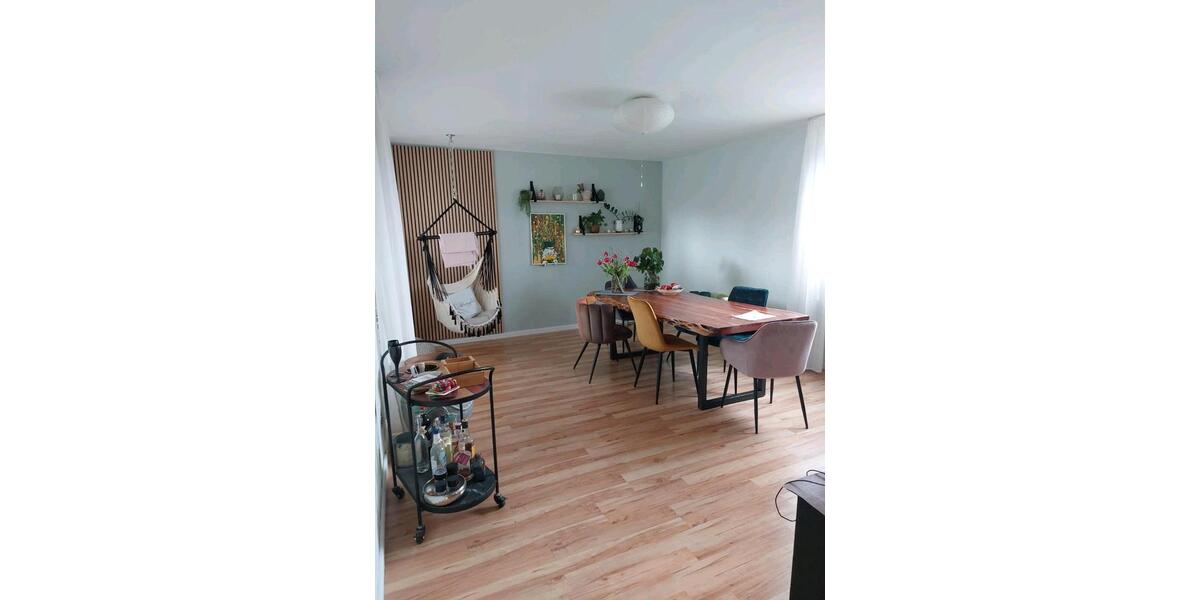 Etagenwohnung Laatzen - 3.5 Zimmer, 90 m&sup2;, 185.000&euro; | Angebot:27019811