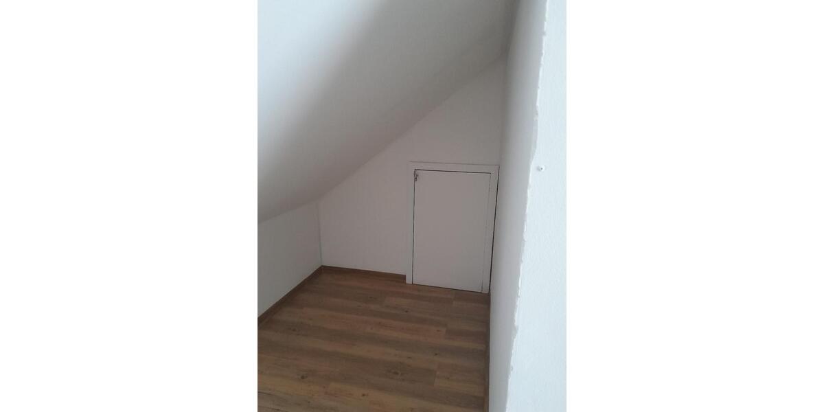 Dachgeschoßwohnung Asendorf - 3 Zimmer, 100 m&sup2;, 650&euro; | Angebot:26248428