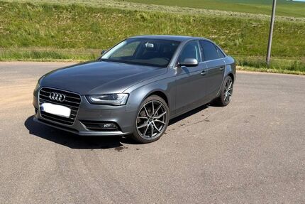 Audi A4 212.000 km 9.250 &euro; Zerf 54314