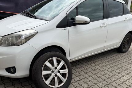 Toyota Yaris 258.439 km 3.690 &euro; Greiling/Bad Tölz 83677