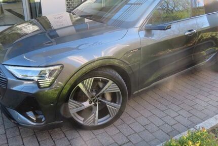 Audi e-tron 38.290 km 38.790 &euro; Marsberg 34431