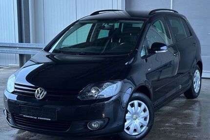 VW Golf 68.000 km 8.930 &euro; Lage 32791