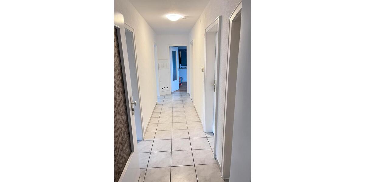 Etagenwohnung Mühlacker - 3 Zimmer, 77 m&sup2;, 800&euro; | Angebot:24850522
