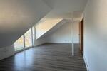 Dachgeschoßwohnung Gäufelden - 2.5 Zimmer, 71 m&sup2;, 790&euro; | Angebot:26234673