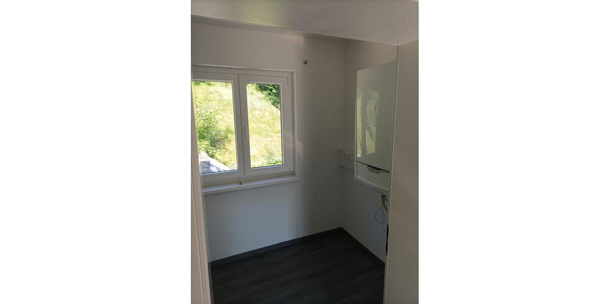 Etagenwohnung Zella-Mehlis Mehlis - 4 Zimmer, 100 m&sup2;, 800&euro; | Angebot:26340938