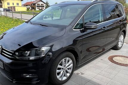 VW Touran 88.585 km 17.450 &euro; Waltenhofen 87448