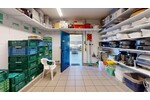 Großzügiges Wohnen und Arbeiten vereint Einfamilienwohnhaus mit Gewerbeeinheit!