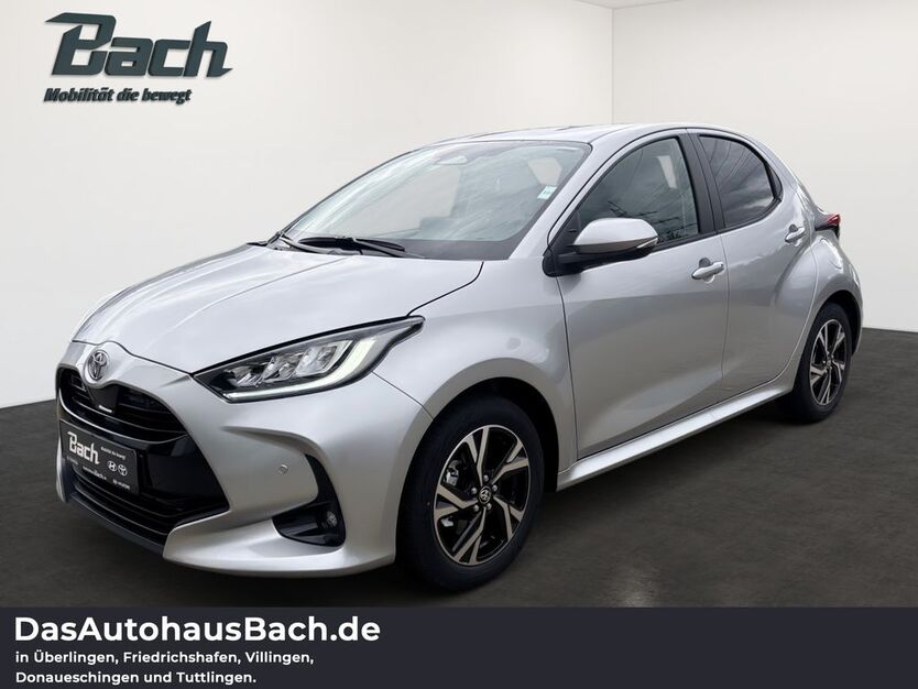 Toyota Yaris 2.000 km 27.990 € Villingen-Schwenningen 78048