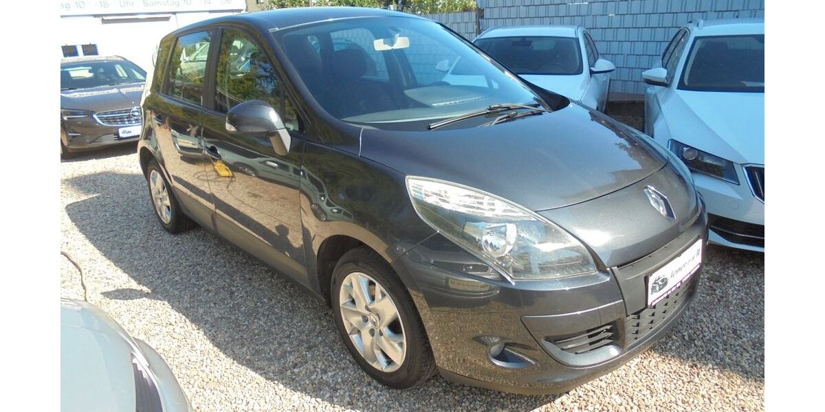 Renault Scenic 152.000 km 3.499 &euro; Duisburg 47249