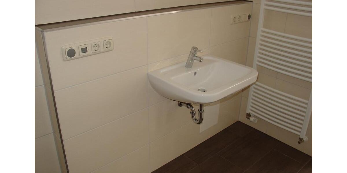 Erdgeschoßwohnung Salzwedel - 2 Zimmer, 75 m&sup2;, 525&euro; | Angebot:25436378