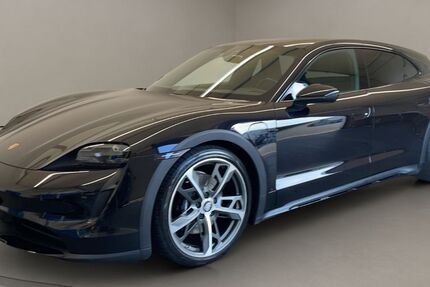 Porsche Taycan 22.089 km 73.400 &euro; Köln 50823