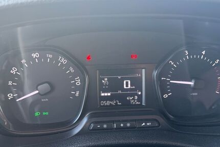 Opel Vivaro 62.000 km 21.000 &euro; Gießen 35398