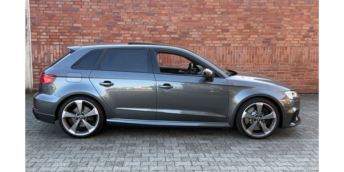 Audi RS3 1.630 km 57.900 &euro; Bad Ems 56130