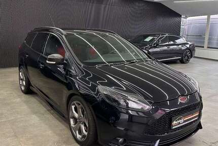 Ford Focus 130.648 km 12.950 &euro; Berlin 12357