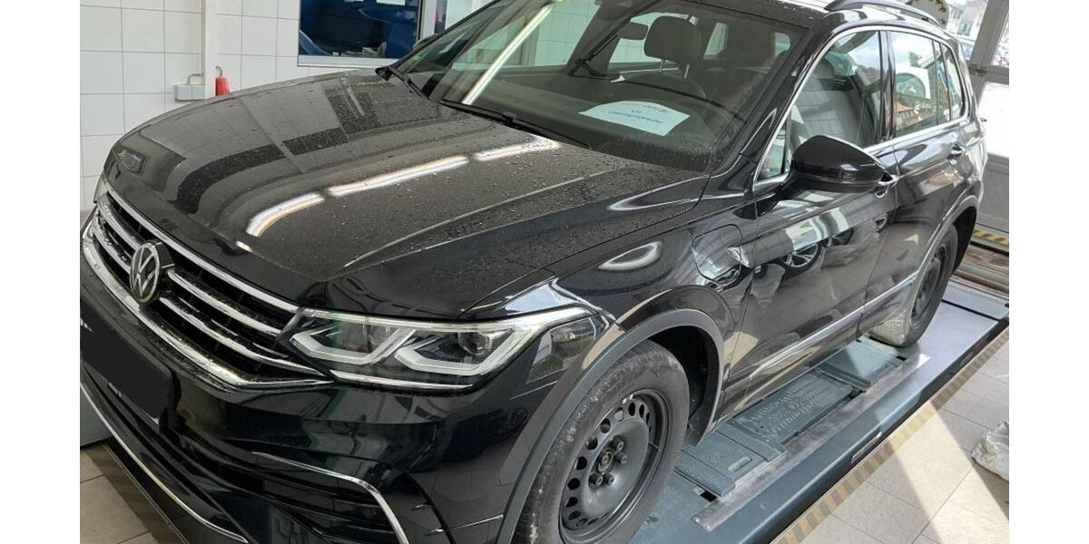 VW Tiguan 59.000 km 31.890 &euro; Braunschweig 38114