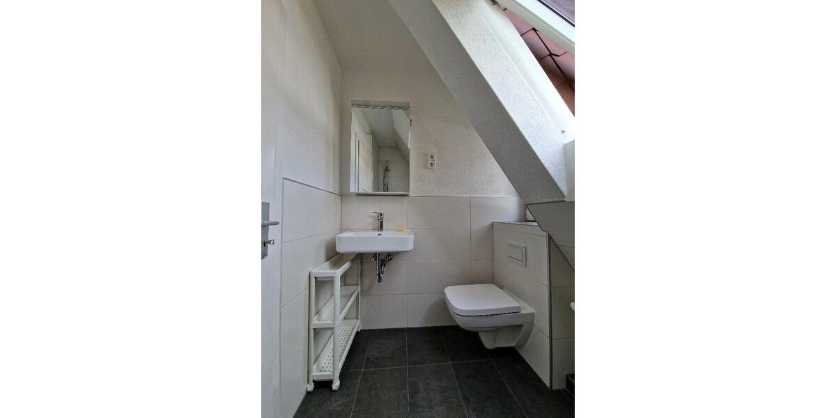 Dachgeschoßwohnung Achern - 3 Zimmer, 46 m&sup2;, 320&euro; | Angebot:25990836