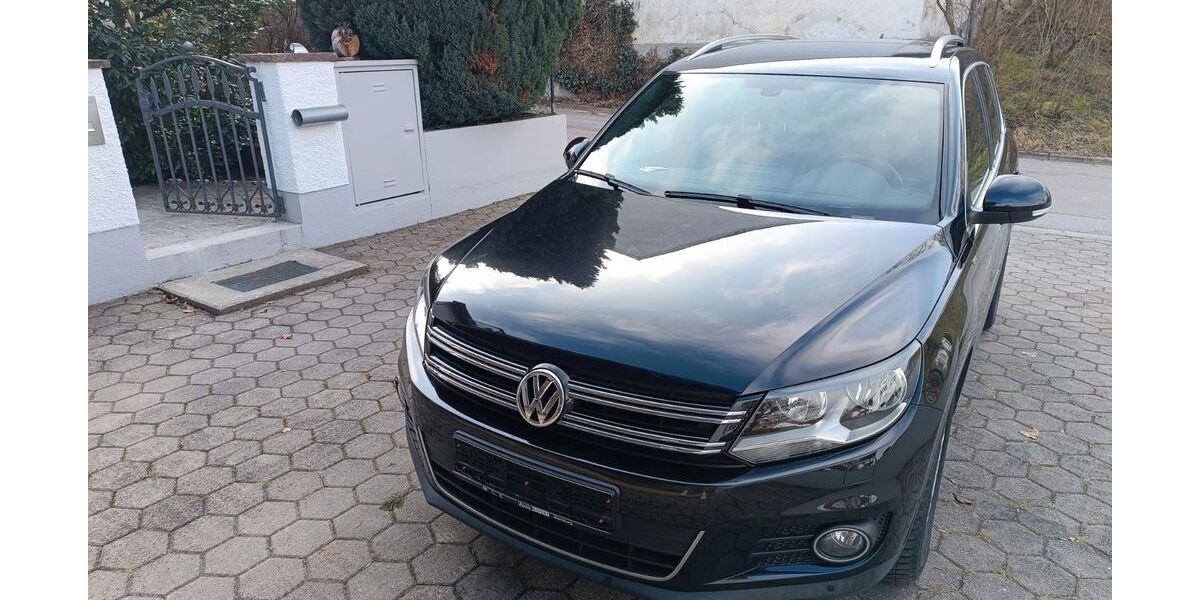 VW Tiguan 67.153 km 11.950 &euro; Erdweg 85253