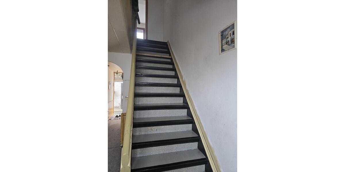 Einfamilienhaus Einbeck - 11 Zimmer, 253 m&sup2;, 1.200&euro; | Angebot:26500466