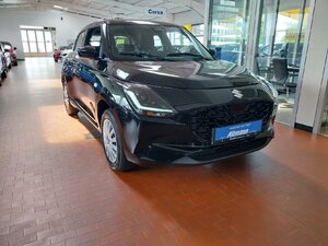 Suzuki Swift CLUB ALLGRIP NAVI ADAP. TEMP. 8.997 km 15.780 &euro; HAAN 42781