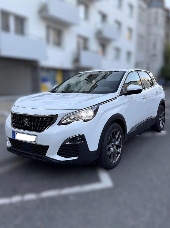 Peugeot 3008 135.000 km 15.499 € Köln 50735