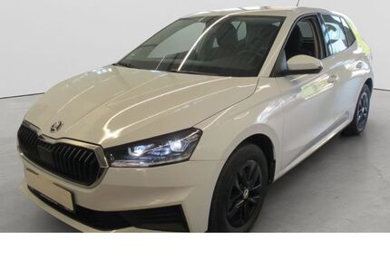 Skoda Fabia 32.056 km 14.690 &euro; Lemgo 32657