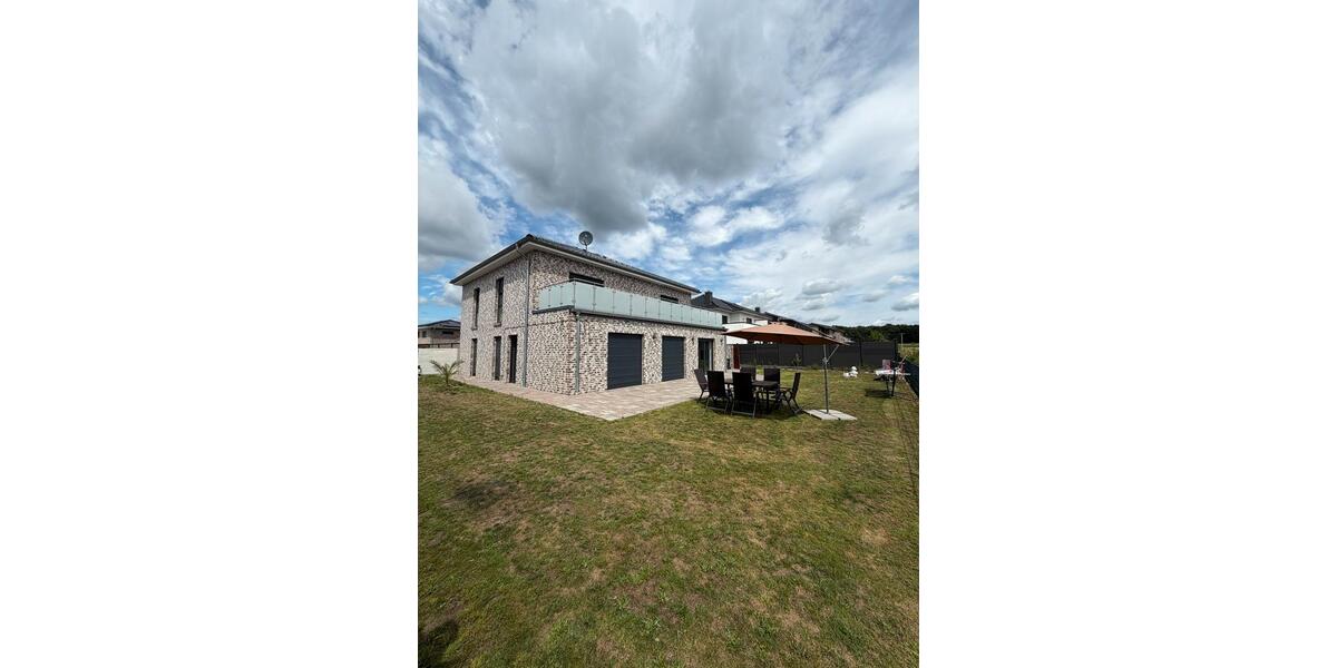 Einfamilienhaus Rotenburg (Wümme) - 1 Zimmer, 240 m&sup2;, 830.000&euro; | Angebot:27163850