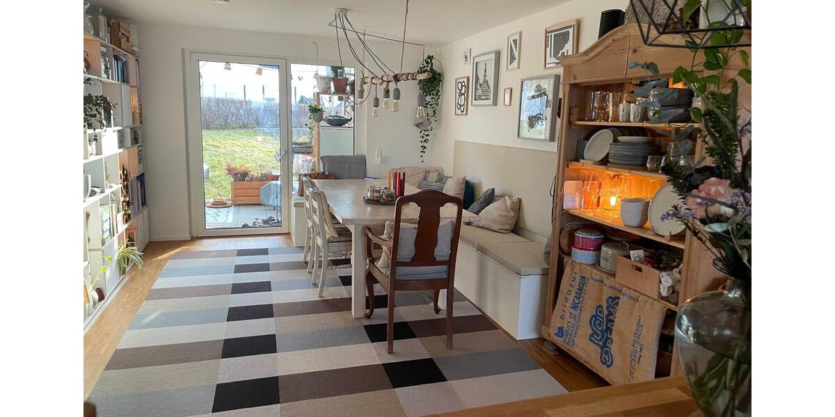 Erdgeschoßwohnung Kirchentellinsfurt - 3 Zimmer, 75 m&sup2;, 1.400&euro; | Angebot:24898577