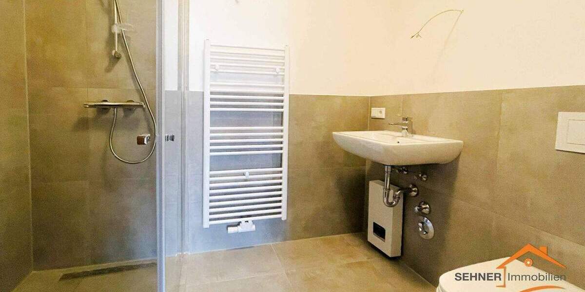 Etagenwohnung Sundern Langscheid - 2 Zimmer, 90 m&sup2;, 159.000&euro; | Angebot:25678848