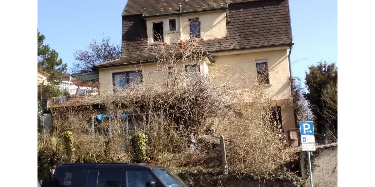 Einfamilienhaus Plochingen - 6 Zimmer, 130 m&sup2;, 450.000&euro; | Angebot:25414693