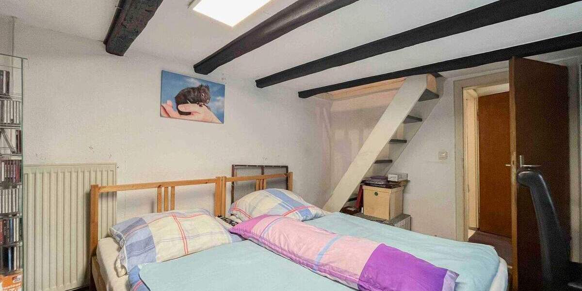 Für Macher und Kreative: Sanierungsbedürftiges Einfamilienhaus in Waldrandlage 2 zimmer