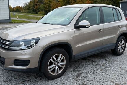 VW Tiguan 97.600 km 8.500 &euro; Clausthal-Zellerfeld 38678
