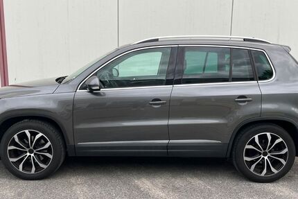 VW Tiguan 169.000 km 8.500 &euro; Ofterdingen 72131