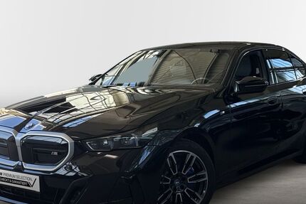 BMW i5 24.907 km 72.150 € Geretsried - Gelting 82538