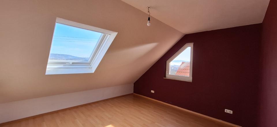 Dachgeschoßwohnung Langweid am Lech - 3 Zimmer, 65 m&sup2;, 680&euro; | Angebot:25403382