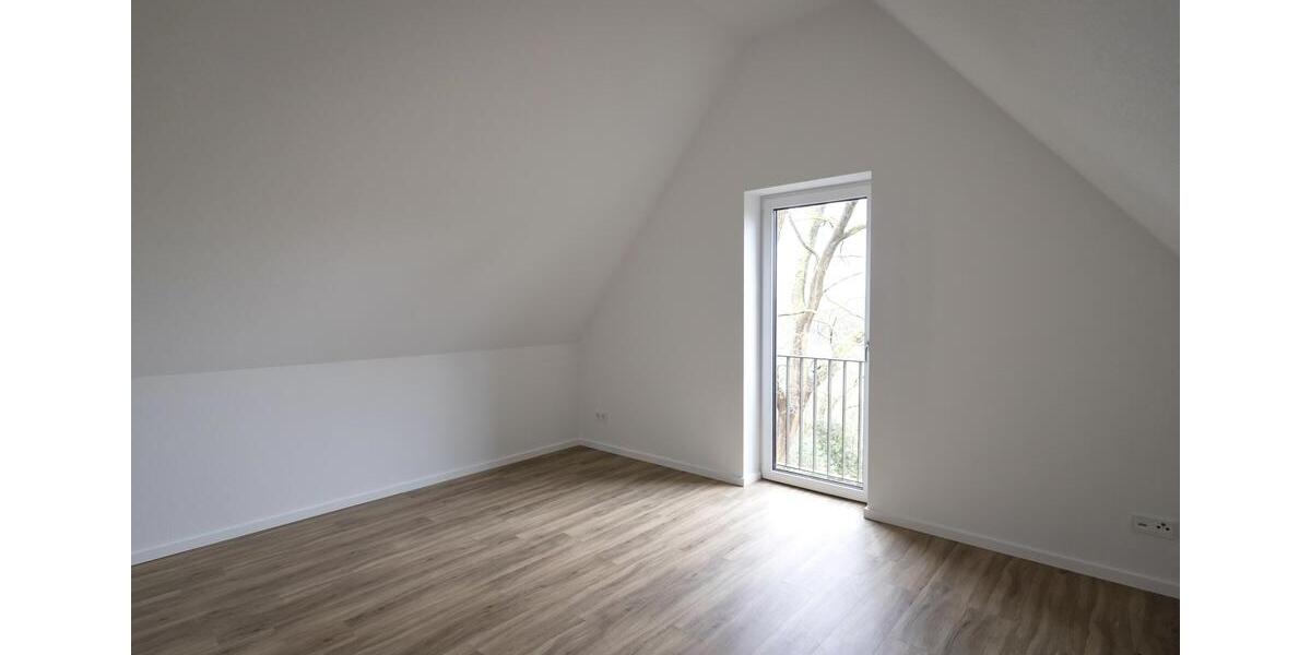 Reihenhaus Edewecht - 6 Zimmer, 122 m&sup2;, 1.710&euro; | Angebot:24992121