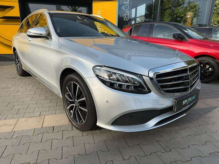 Mercedes-Benz C 180 34.500 km 24.950 € Bornheim-Roisdorf 53332