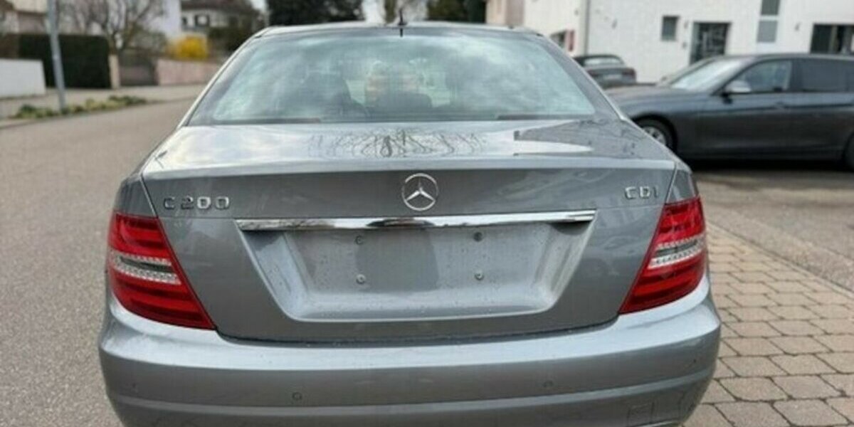 Mercedes-Benz C 200 CDI Limousine Elegance 1. Hand 89.900 km 10.990 &euro; Neckarsulm 74172